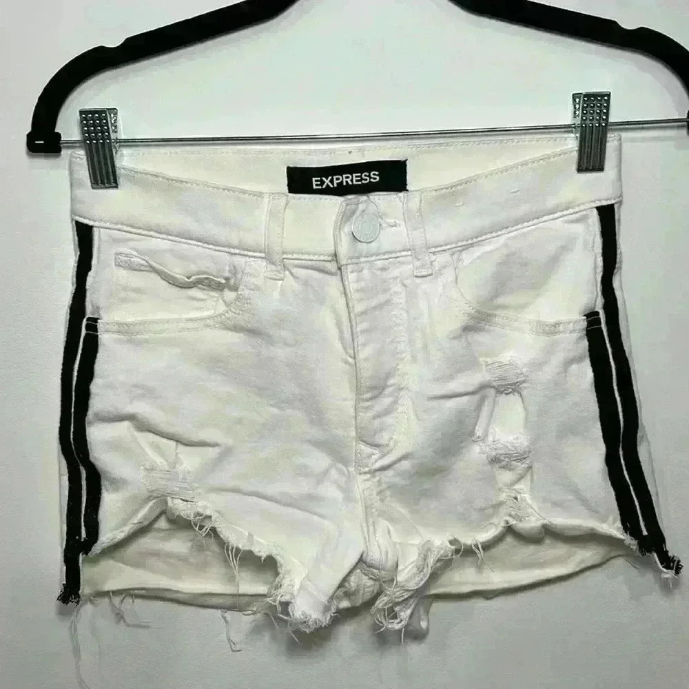 Express shorts
